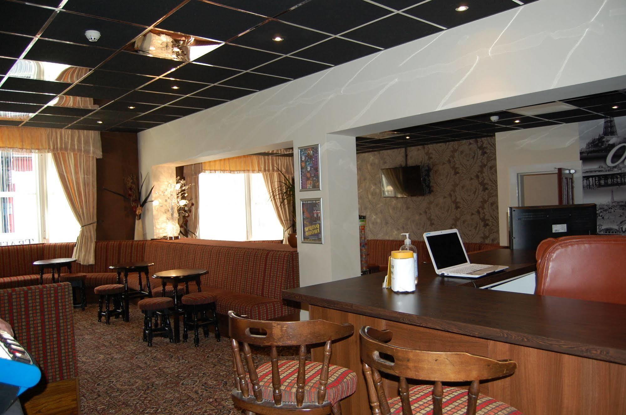 The Trafford Hotel Blackpool Exterior foto